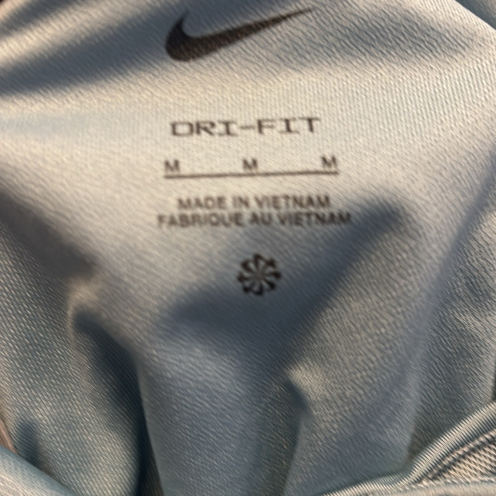 Nike Women's Pale Blue Athletic Shorts with Built-In Liner - Picture 8 of 9